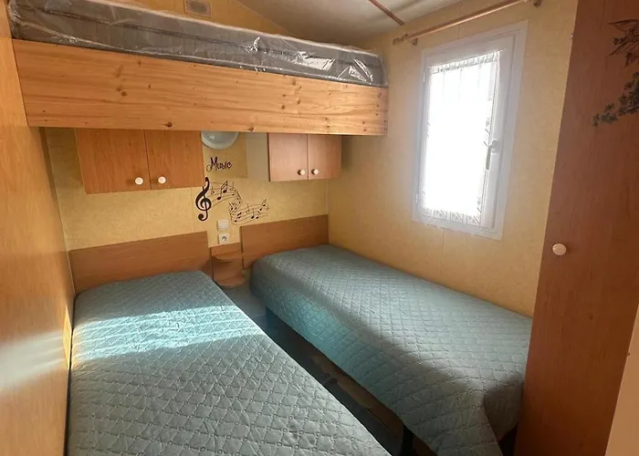 Fantastic House וילה *